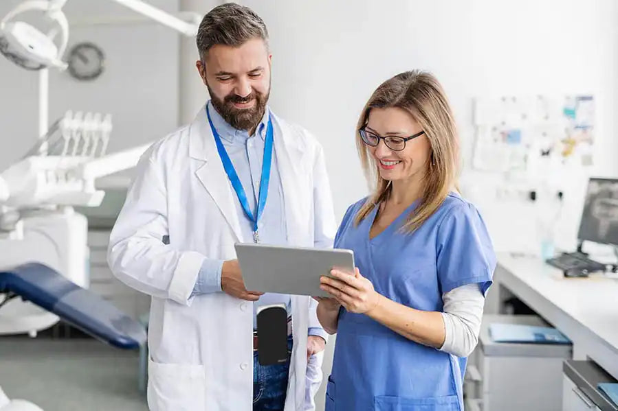 Datamars Compact Max Holster with Card Holder