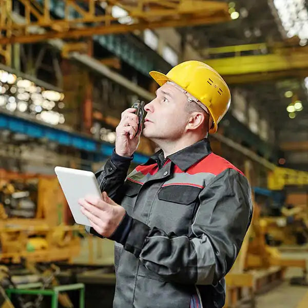 7 Things to Look for when Buying a Two-Way Radio